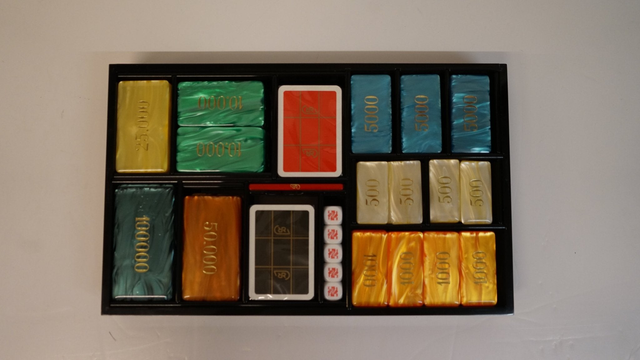 Collection - Coffret Romagnoli - Jetons ancien Bakélite biseauté - Antiquités / Jeux anciens - Rouge et Noir