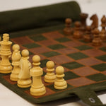 Ensemble d'échecs roulable magnétique - Cuir véritable - Vert / intérieur doré - ensemble d'échecs luxe classique jeu d'échecs échecs de voyage en cuir véritable - Rouge et Noir