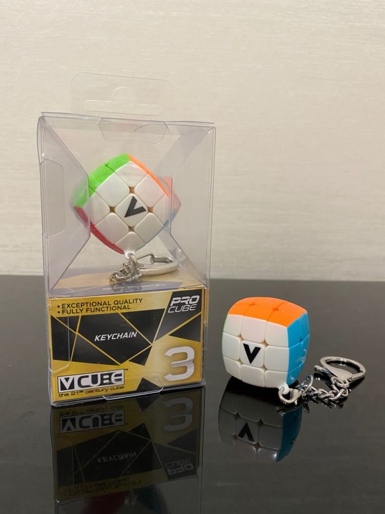 Porte clé Rubick's 3X3 V Cube - Bombé - Casse - tête autre cube rubick - Rouge et Noir